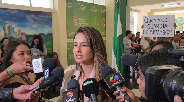Inseguridad en Santa Cruz: Aguirre exige guardia departamental tras robo a joyería